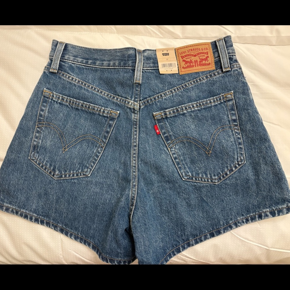 Levi’s High Waisted Mom Shorts
